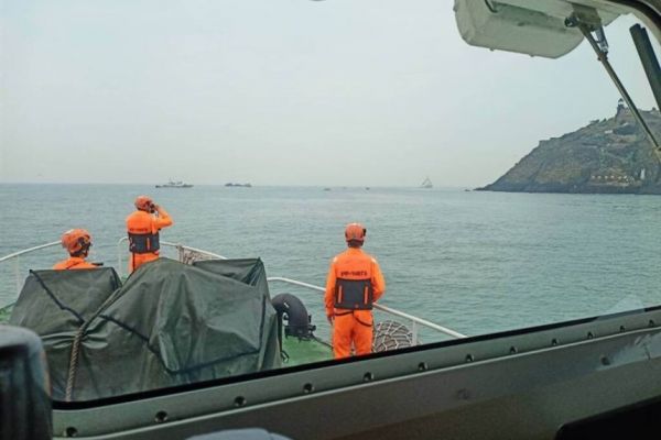 Two dead, two missing after Chinese fishing vessel capsizes off Taiwan’s Kinmen Islands
